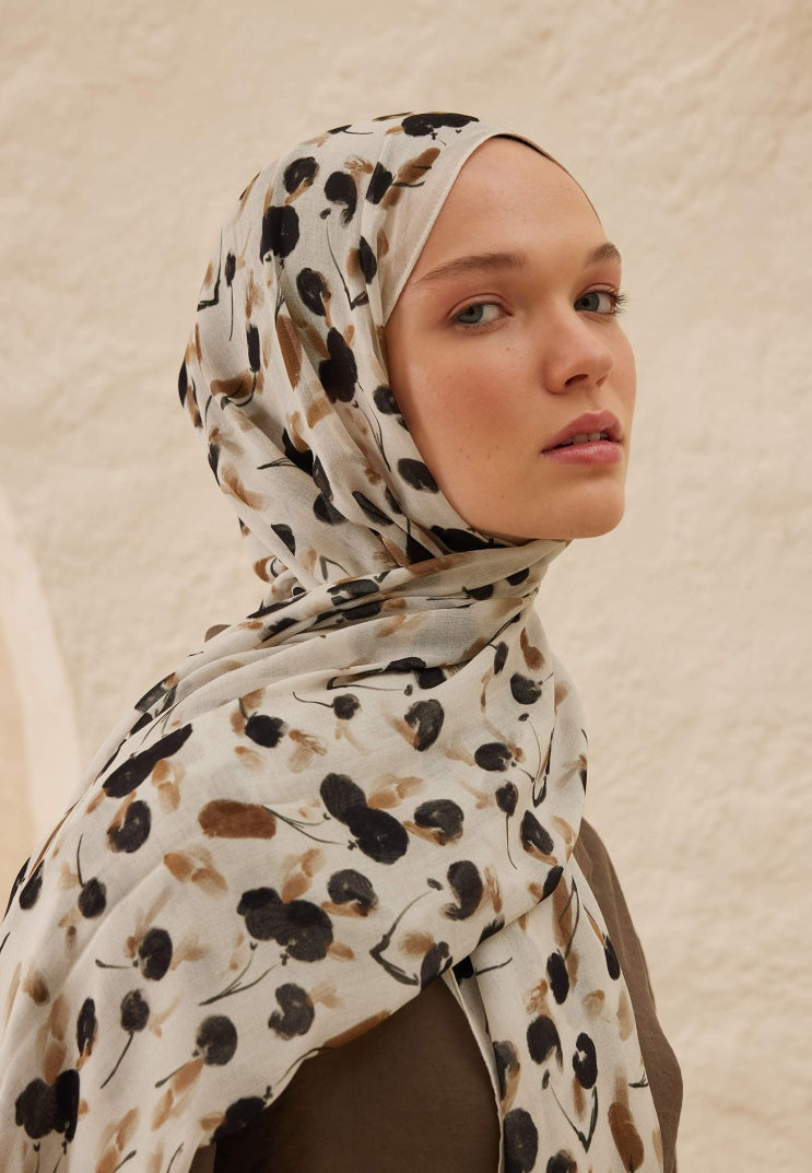 CHERRY PATTERNED RAMI HIJAB BEIGE