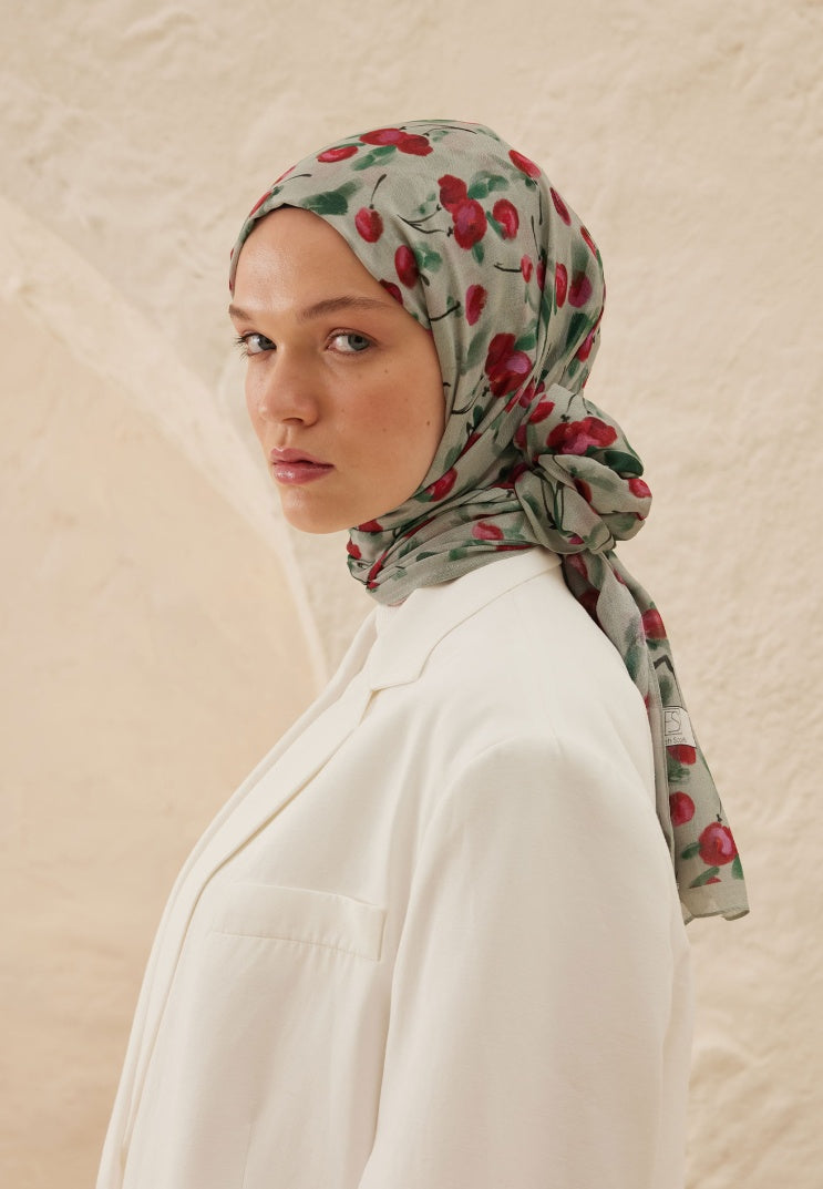CHERRY PATTERN RAMI HIJAB SOFT GREEN