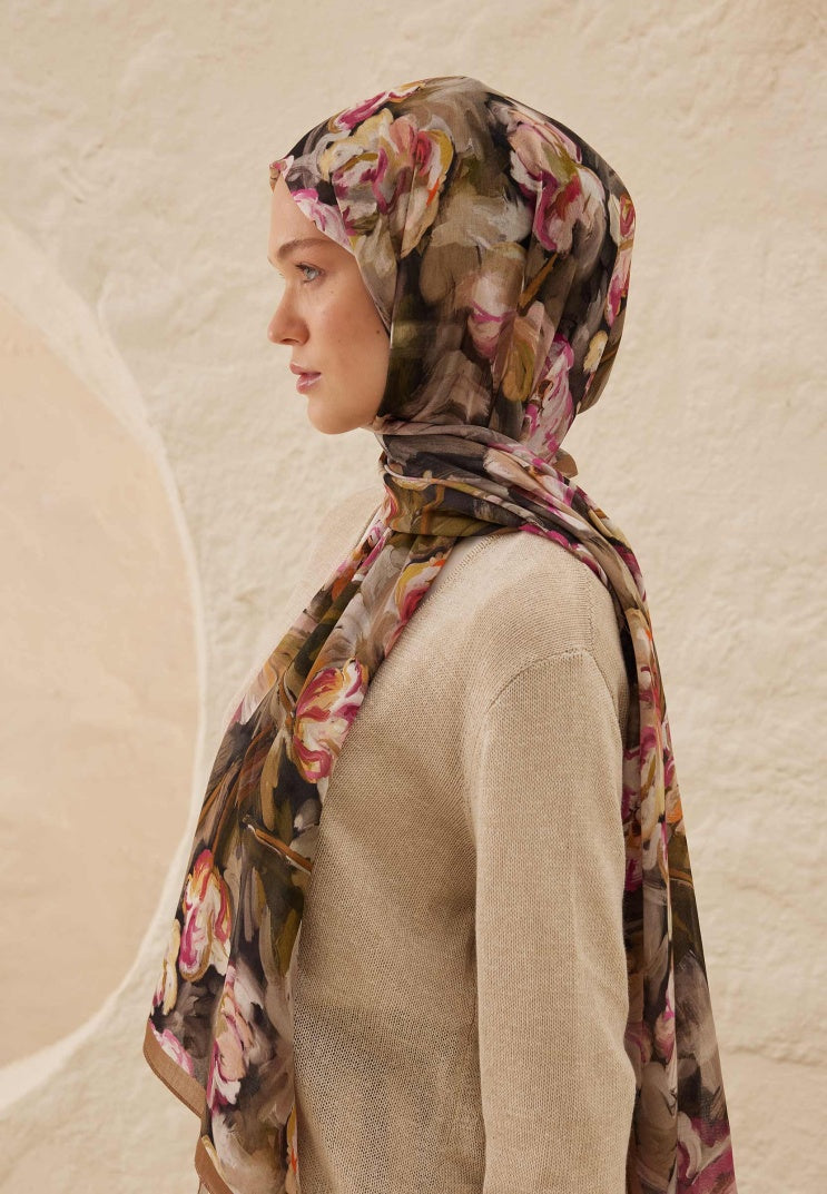 LAVINIA PATTERNED RAMI HIJAB BROWN