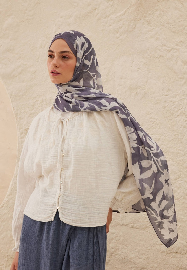 PETUNIA PATTERNED RAMI HIJAB INDIGO
