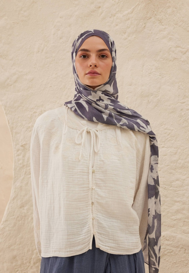 PETUNIA PATTERNED RAMI HIJAB INDIGO