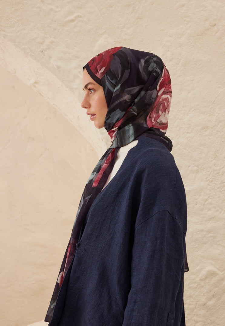 SUMMER ROSE PATTERNED RAMI HIJAB NAVY BLUE