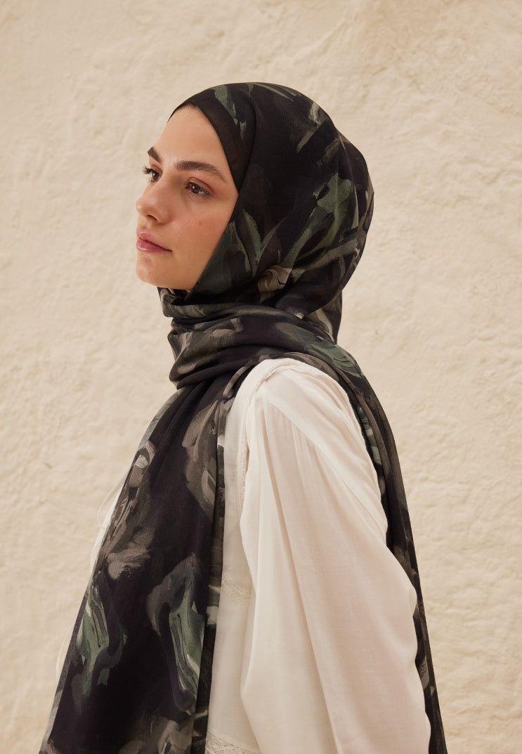 SUMMER ROSE PATTERNED RAMI HIJAB BLACK
