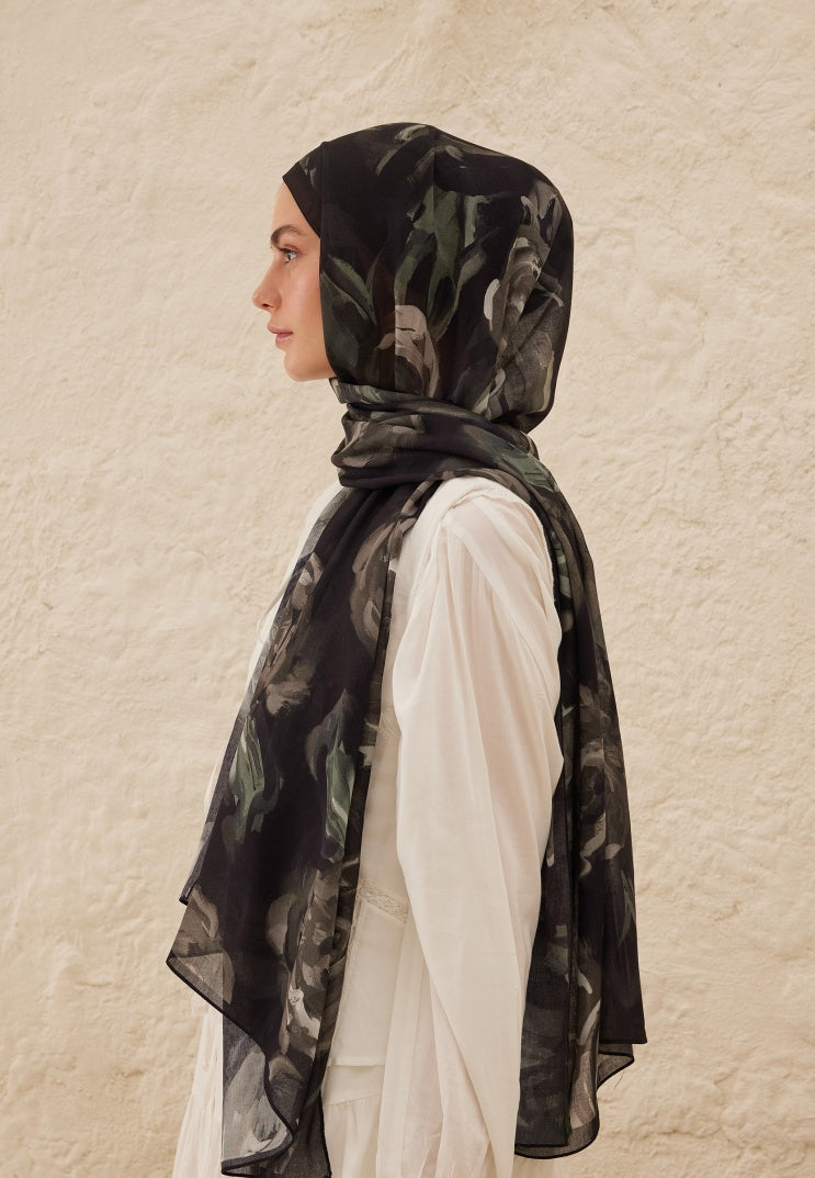 SUMMER ROSE PATTERNED RAMI HIJAB BLACK