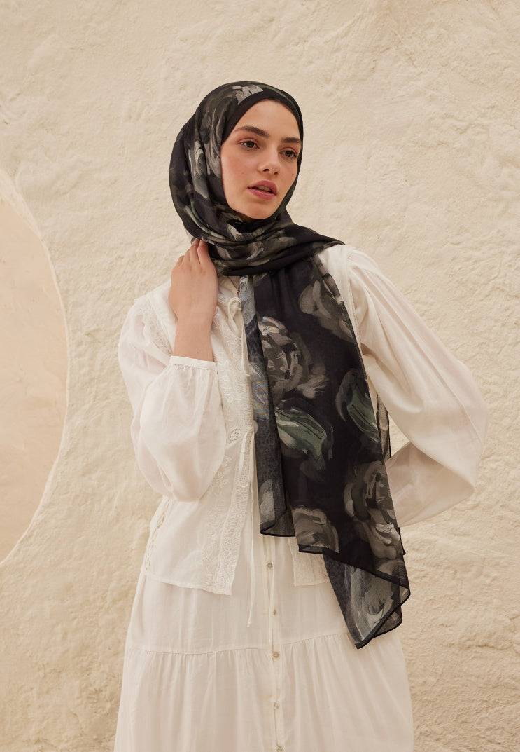 SUMMER ROSE PATTERNED RAMI HIJAB BLACK