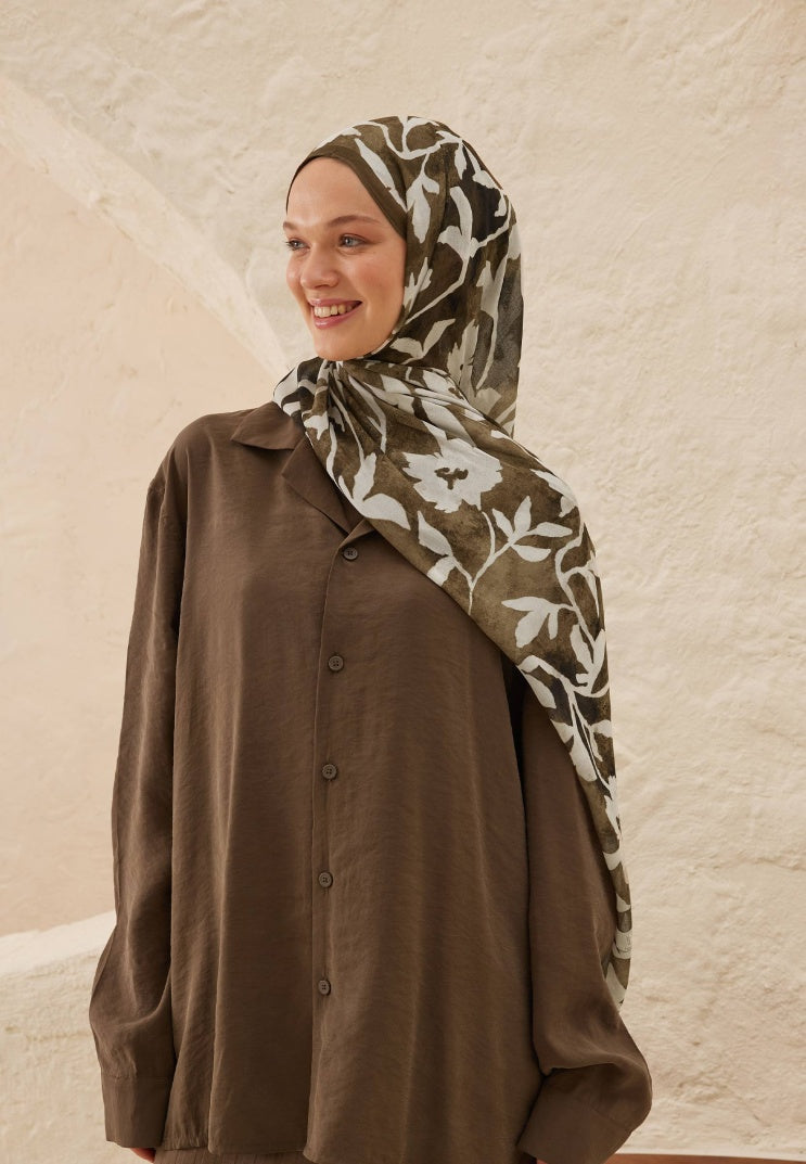PETUNIA PATTERN RAMI HIJAB SOIL