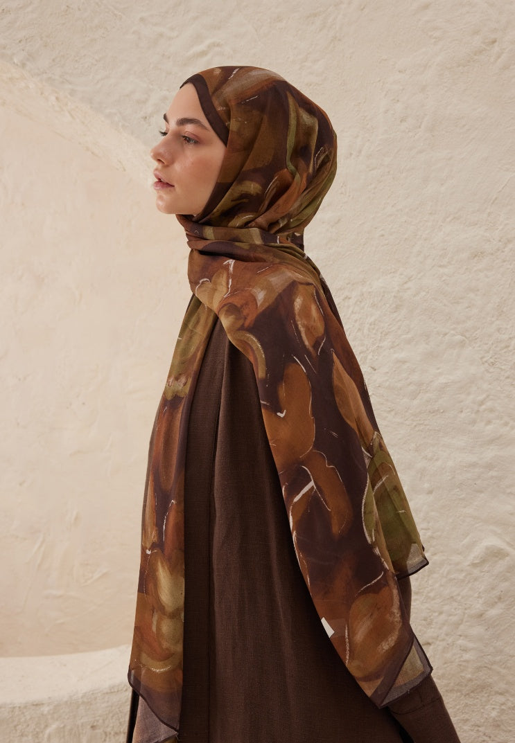 DARK GARDEN PATTERN RAMI HIJAB BROWN