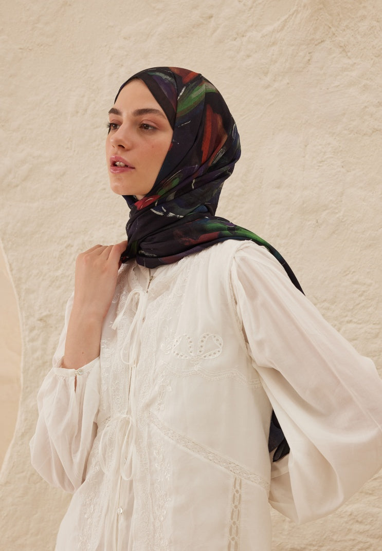 DARK GARDEN PATTERNED RAMI HIJAB NAVY BLUE