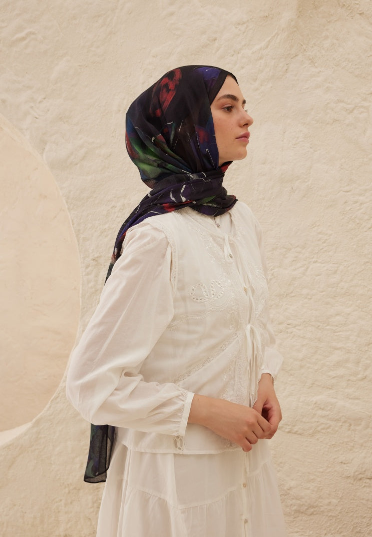 DARK GARDEN PATTERNED RAMI HIJAB NAVY BLUE
