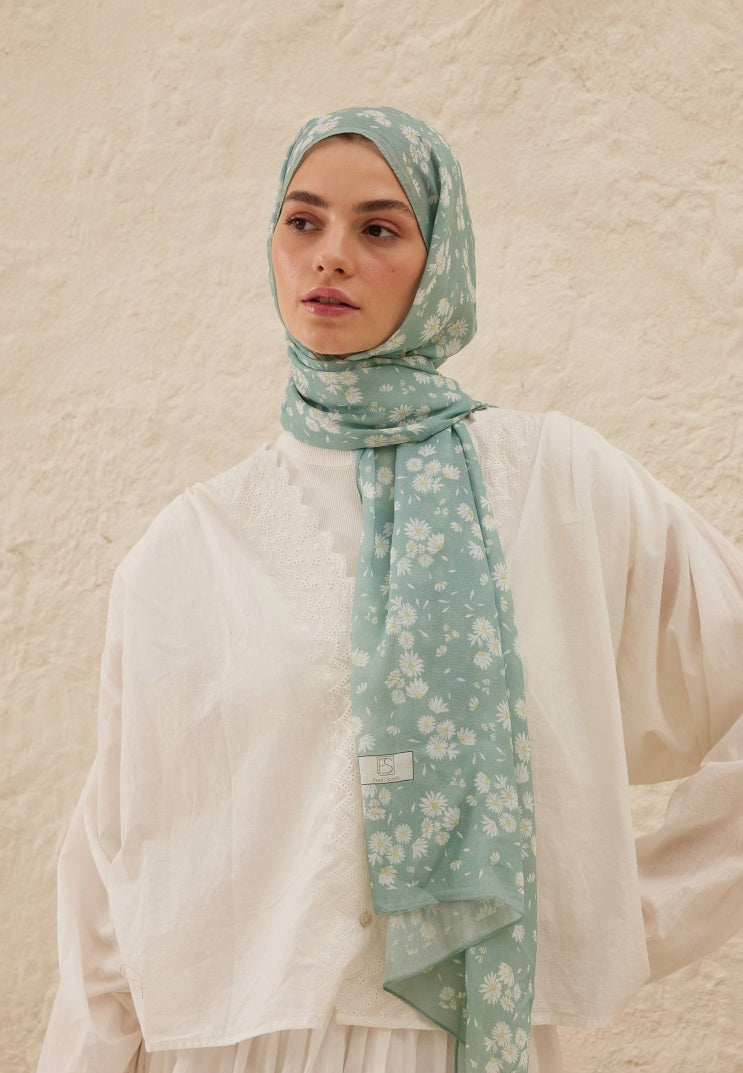 DAISY PATTERNED RAMI HIJAB BLUE