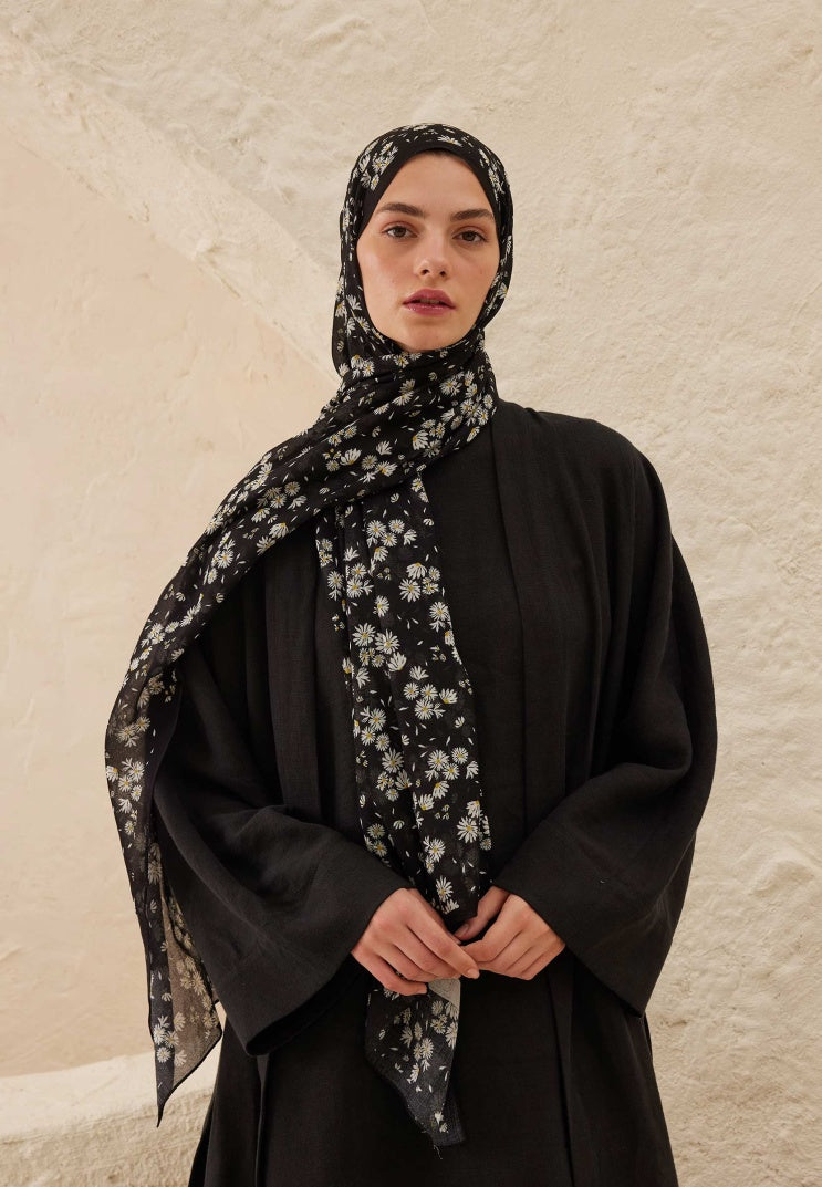 DAISY PATTERNED RAMI HIJAB BLACK