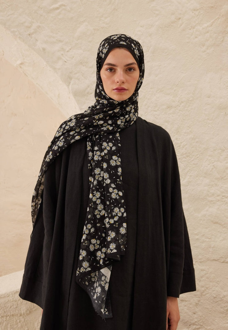 DAISY PATTERNED RAMI HIJAB BLACK