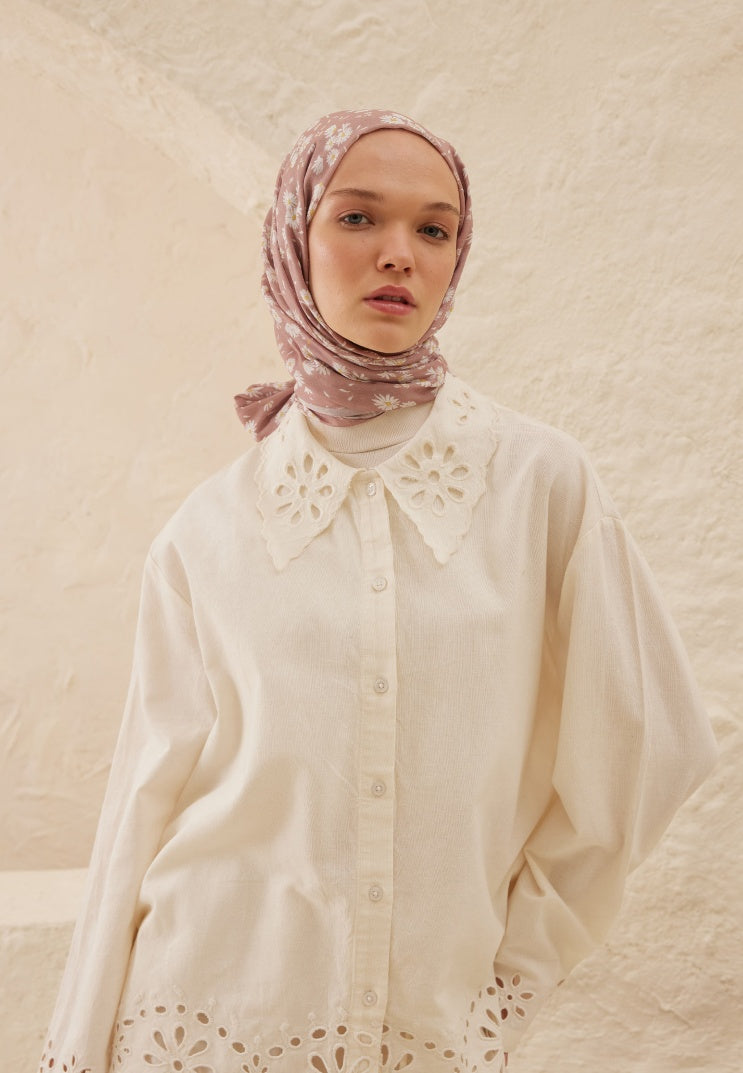 DAISY PATTERN RAMI HIJAB ROSE