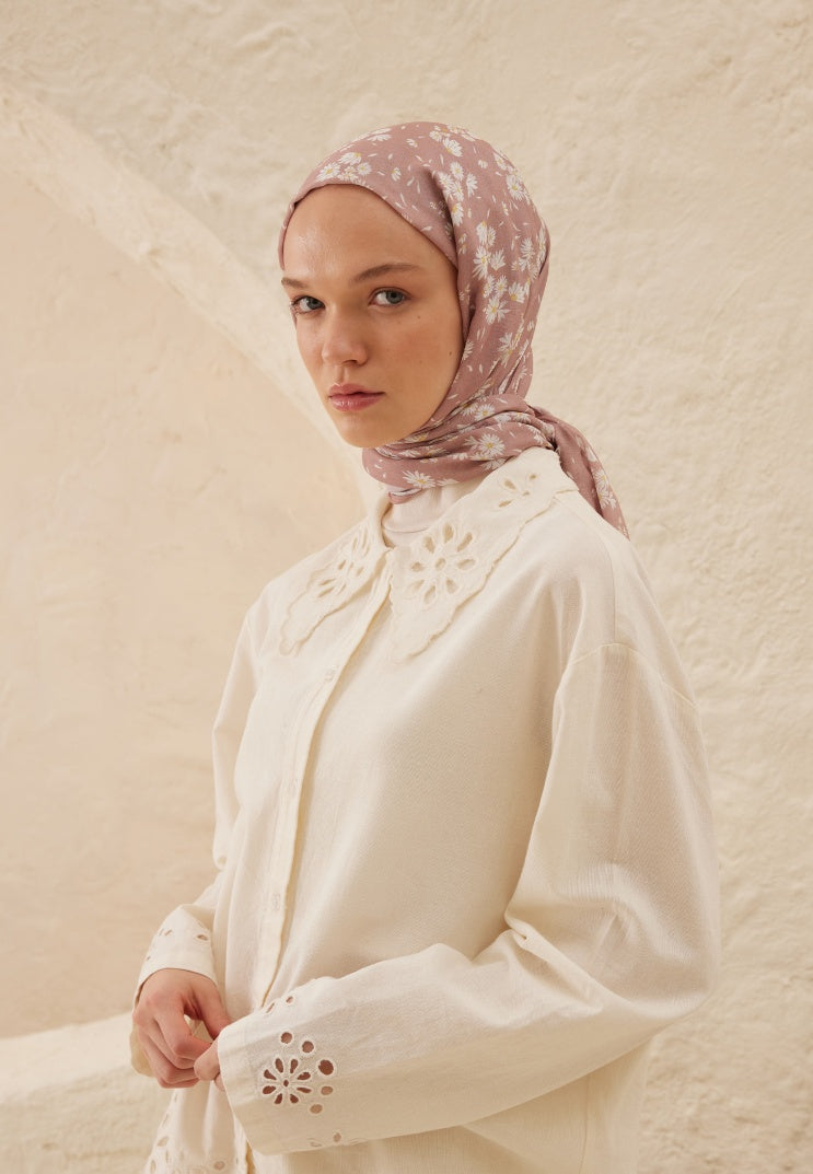 DAISY PATTERN RAMI HIJAB ROSE