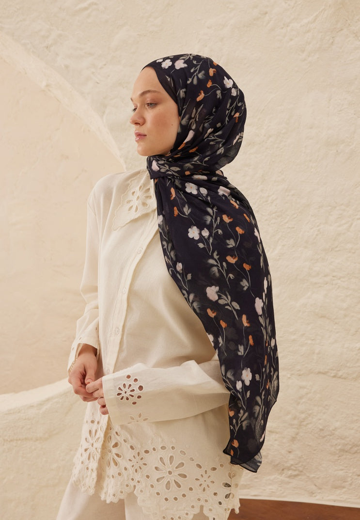 SOFT FLOWERS PATTERNED RAMI HIJAB NAVY BLUE