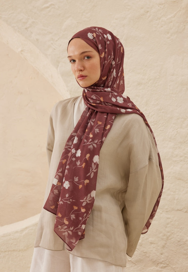 SOFT FLOWERS PATTERN RAMI HIJAB TREE BARK