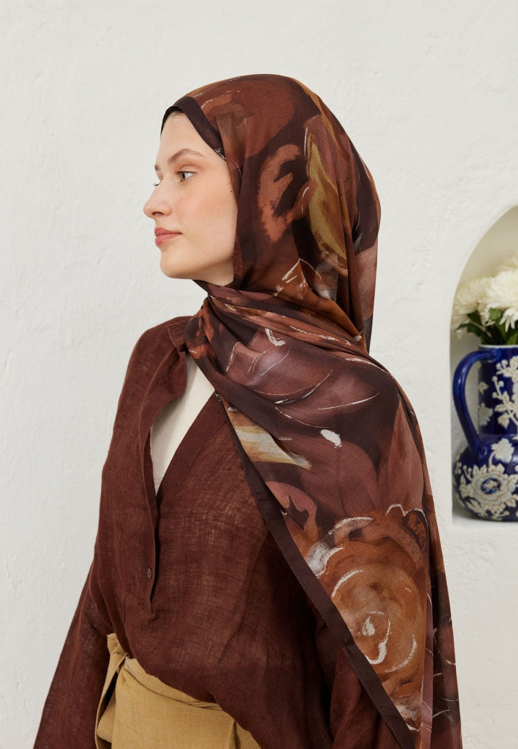 DARK GARDEN PATTERN RAMI HIJAB CINNAMON