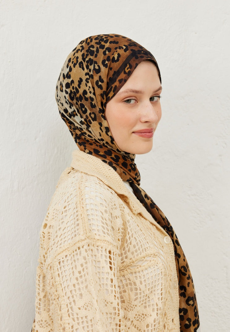LEOPARD PATTERN RAMI HIJAB CAMEL