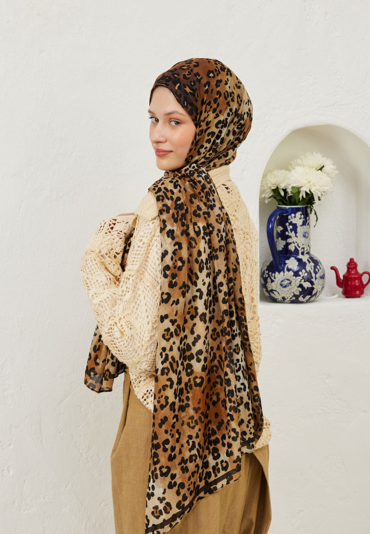 LEOPARD PATTERN RAMI HIJAB CAMEL