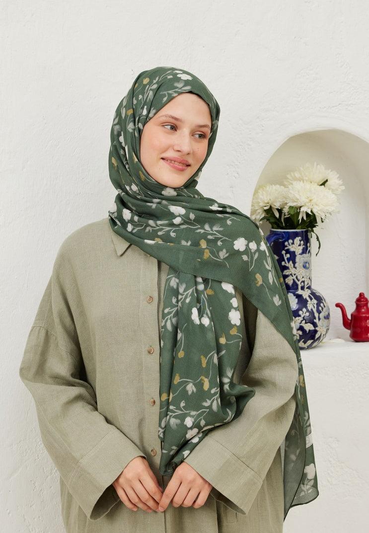 SOFT FLOWERS PATTERN RAMI HIJAB LEAF