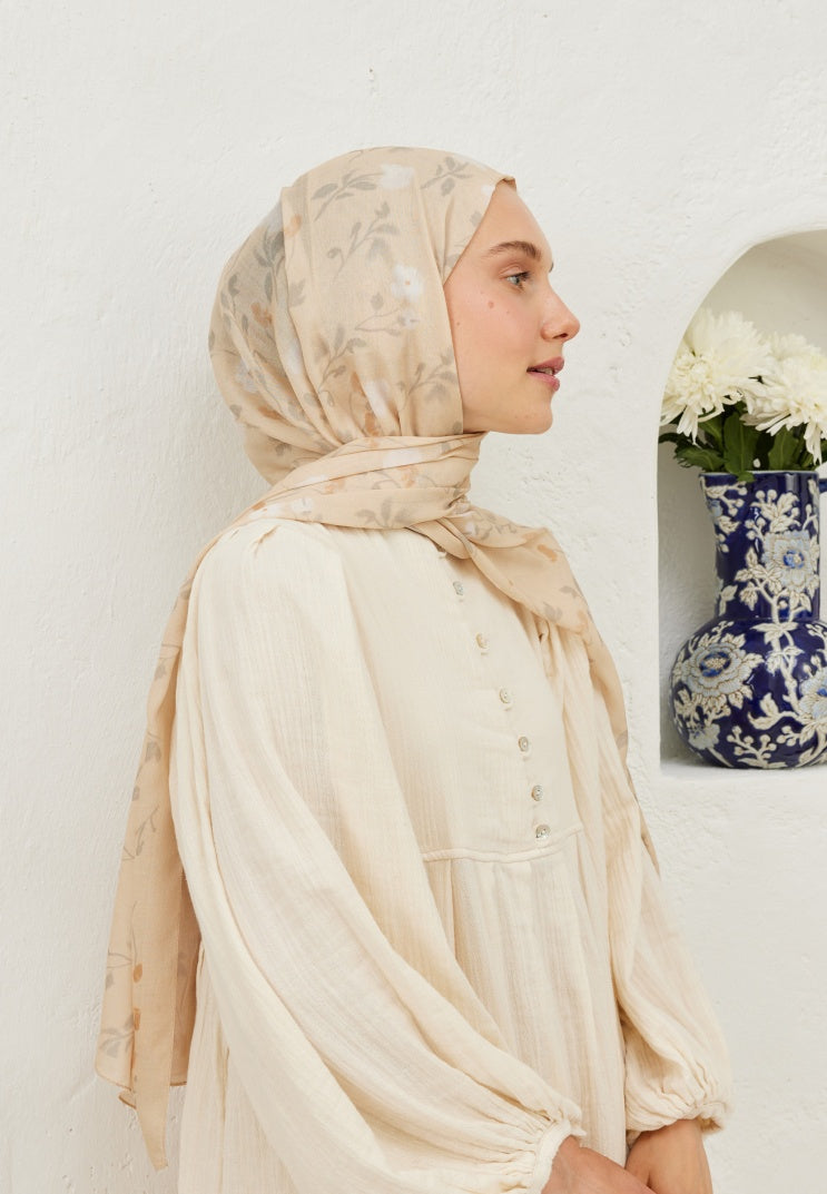 SOFT FLOWERS PATTERN RAMI HIJAB NUDE