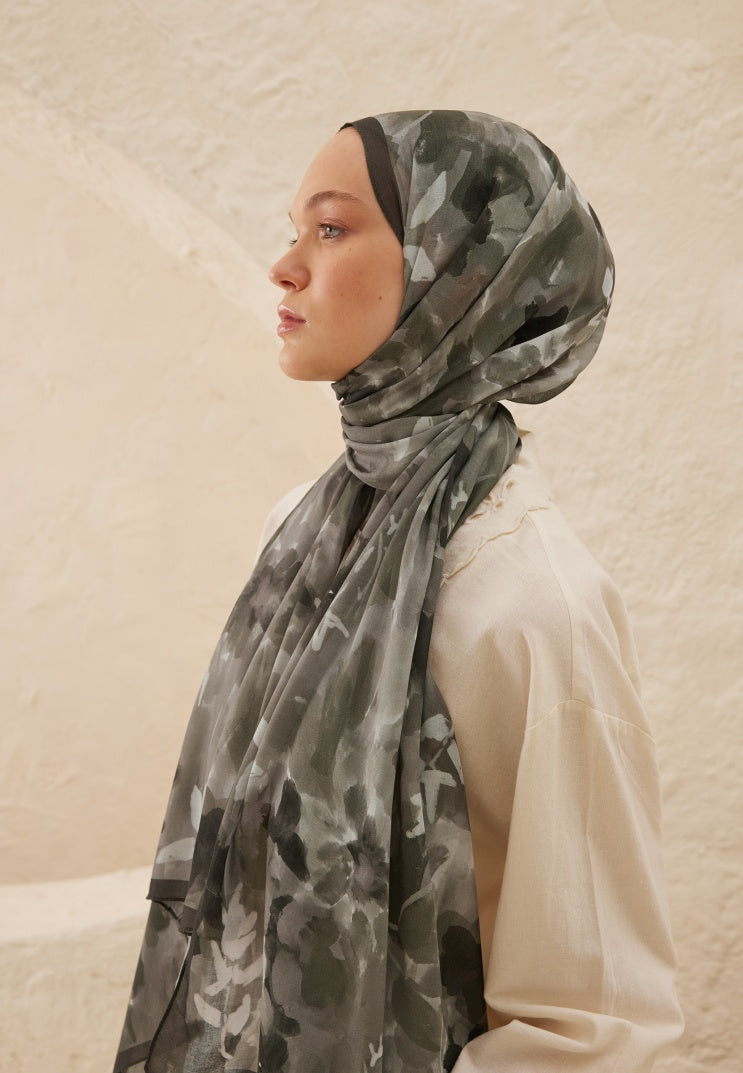 LIZZY PATTERN RAMI HIJAB SMOKED