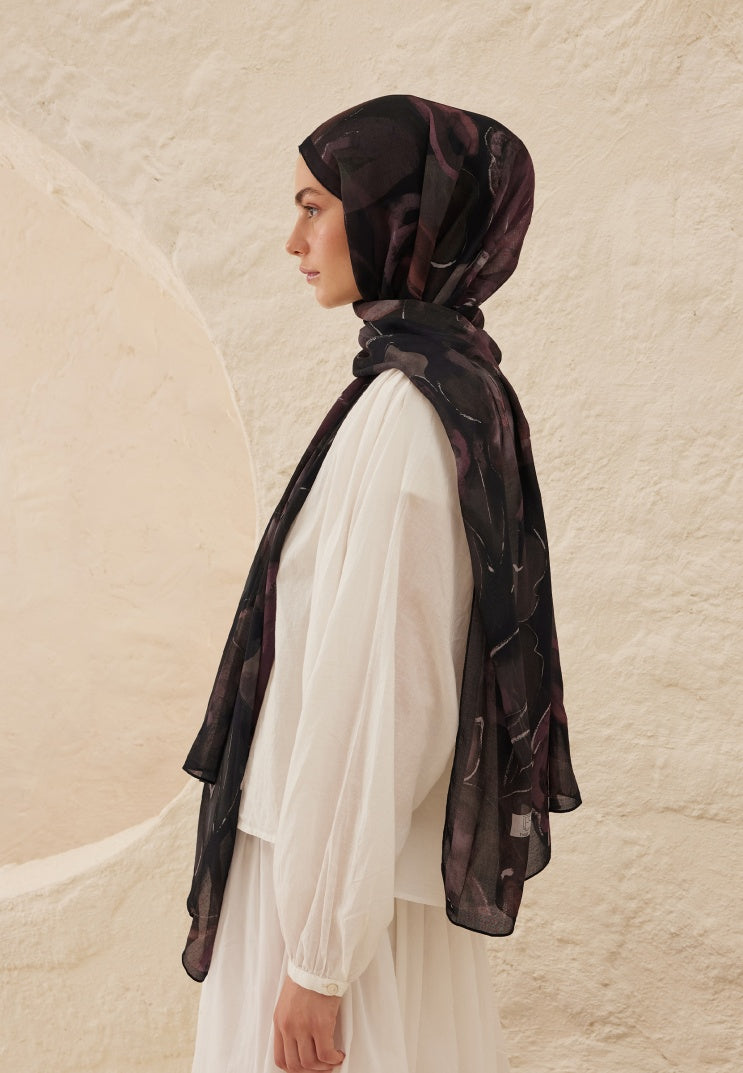 DARK GARDEN PATTERNED RAMI HIJAB ROSE