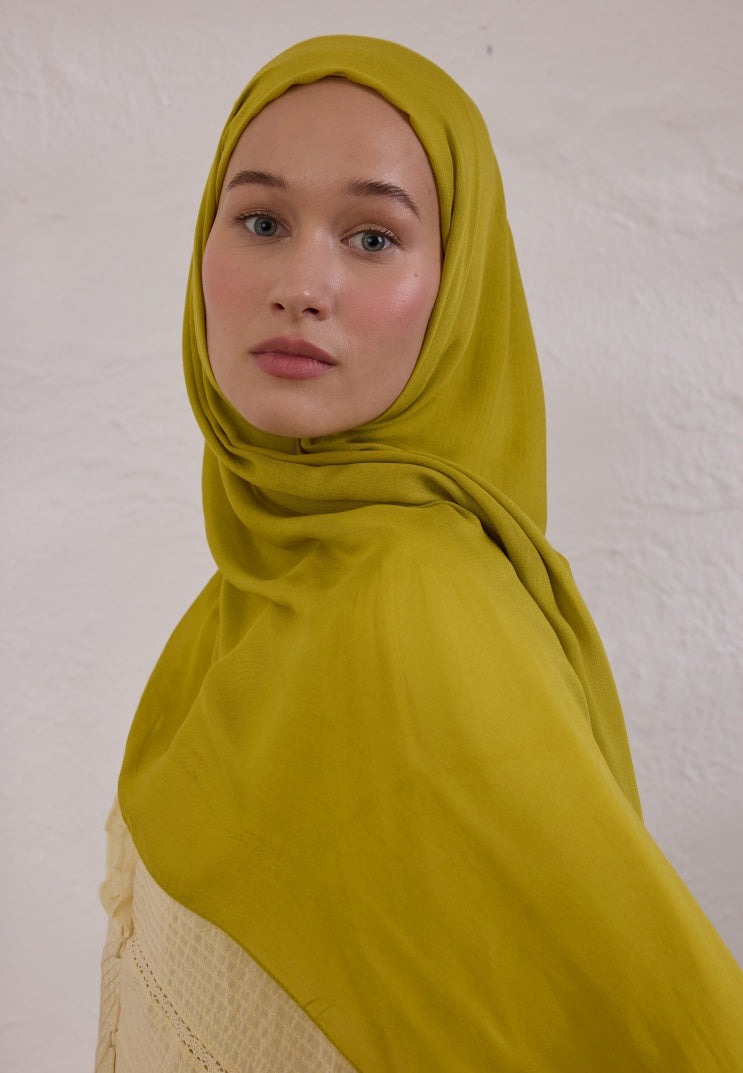 SOFT VISCOSE HIJAB OIL GREEN