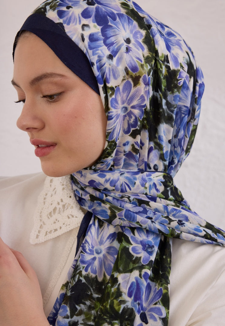 CHERRY BLOSSOM PATTERNED RAMI HIJAB NIGHT BLUE