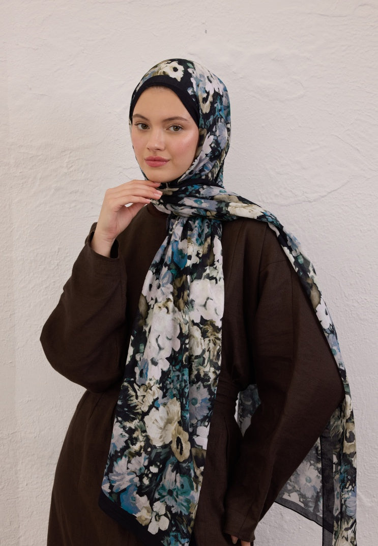 BEAUTY BLOSSOM PATTERNED RAMI HIJAB BLACK