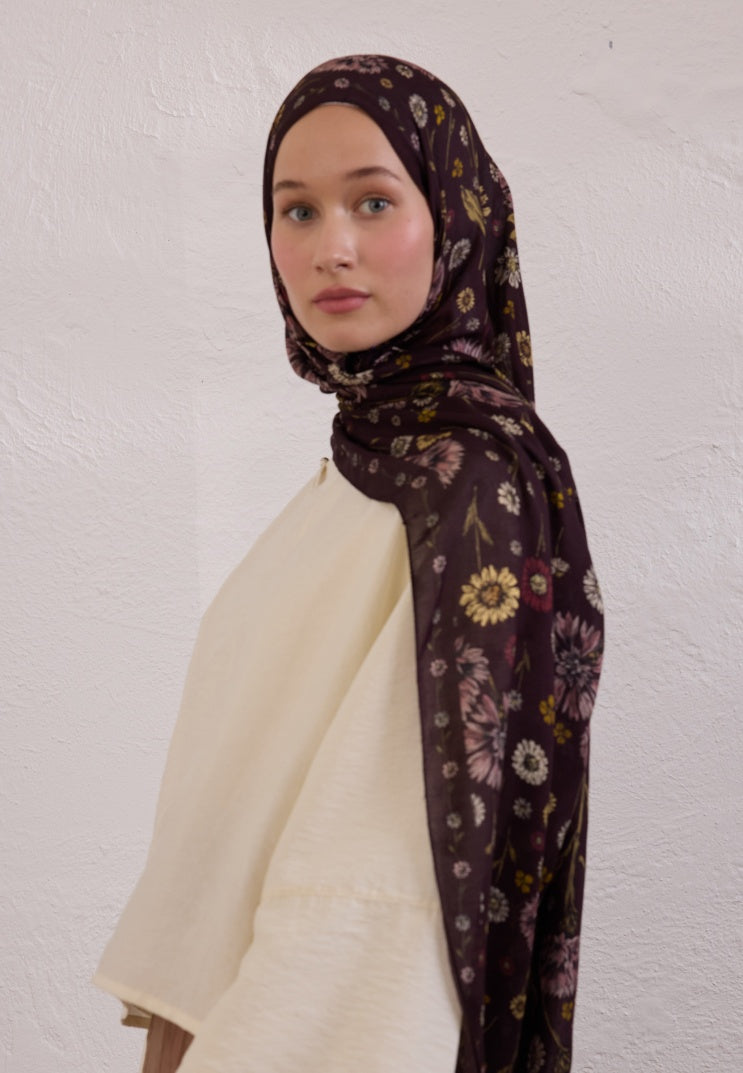 BLOOMING DAHLIA PATTERN RAMI HIJAB DAMSON