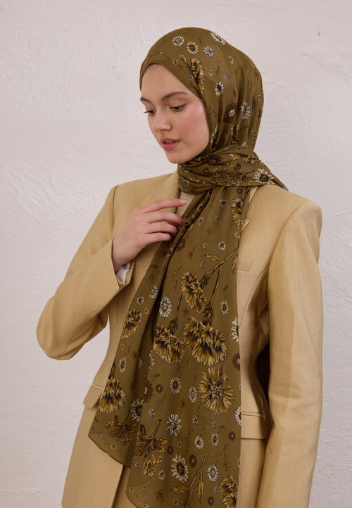 BLOOMING DAHLIA PATTERN RAMI HIJAB SOIL