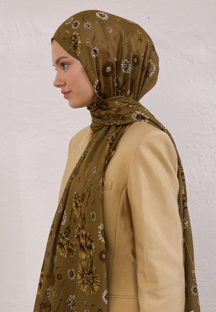 BLOOMING DAHLIA PATTERN RAMI HIJAB SOIL