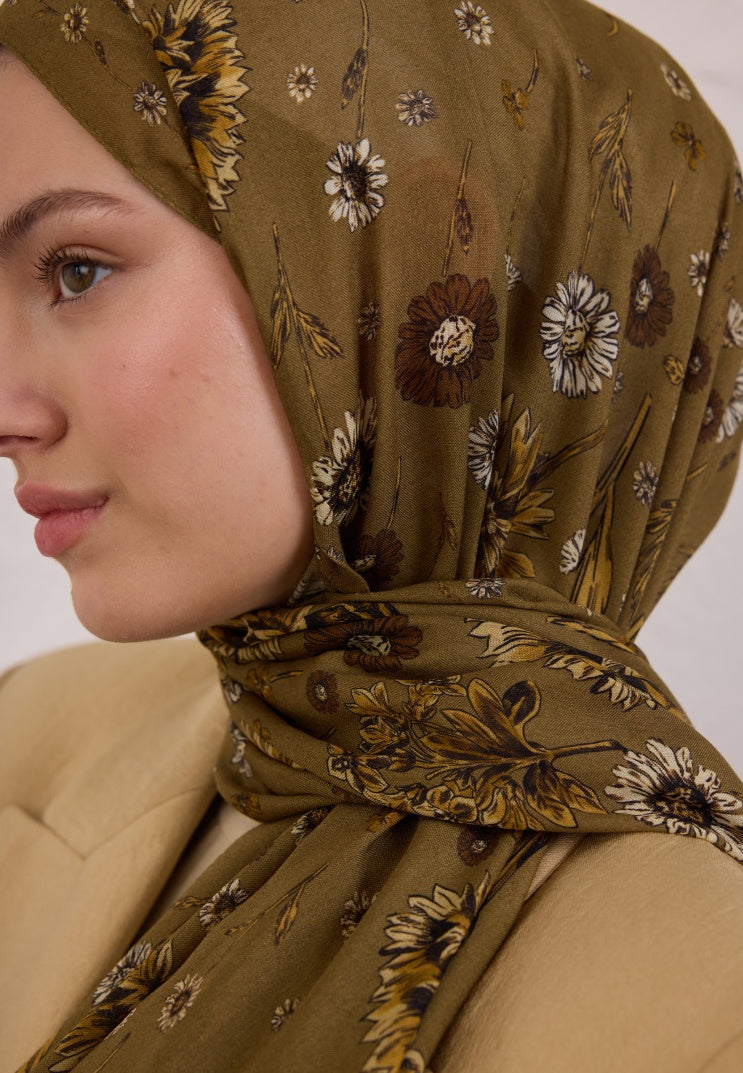 BLOOMING DAHLIA PATTERN RAMI HIJAB SOIL