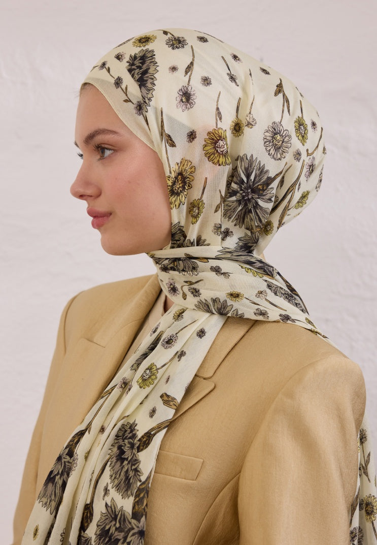 BLOOMING DAHLIA PATTERN RAMY HIJAB SOFT YELLOW