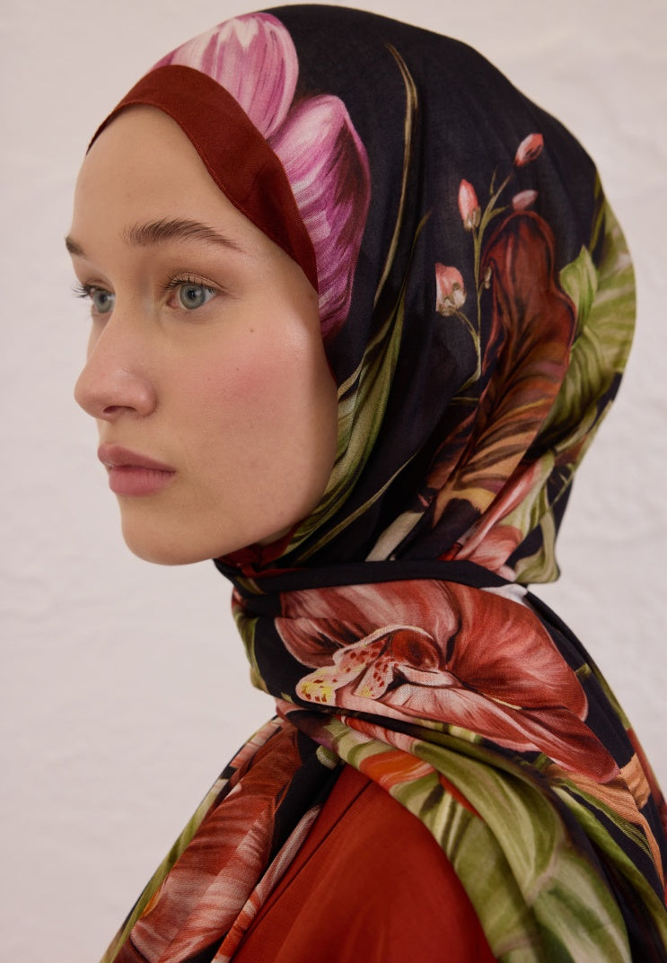 ELEGANT FLOWER PATTERN RAMI HIJAB TILE