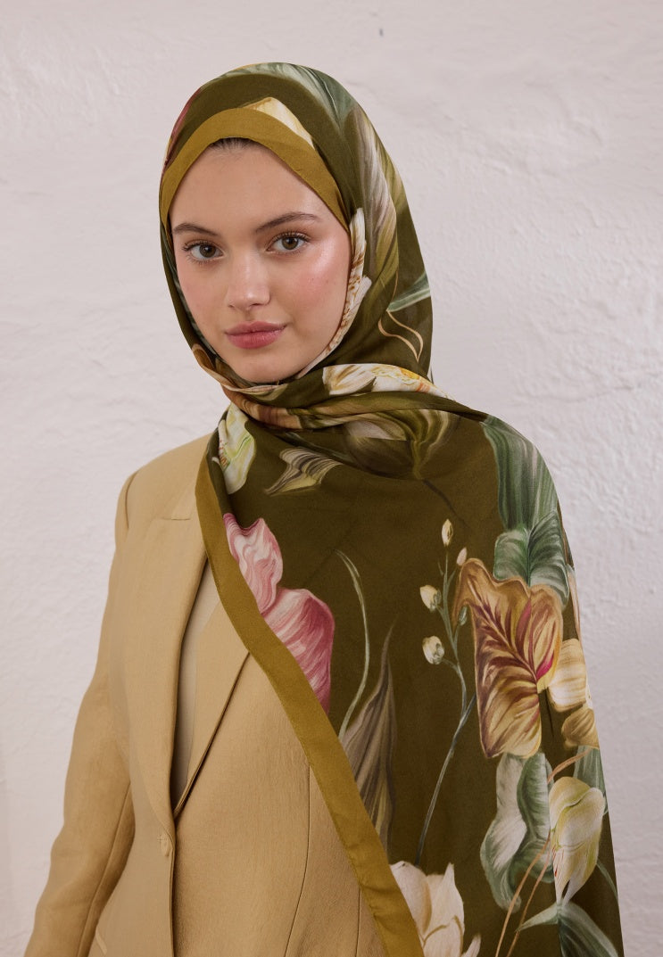ELEGANT FLOWER PATTERN RAMI HIJAB KHAKI