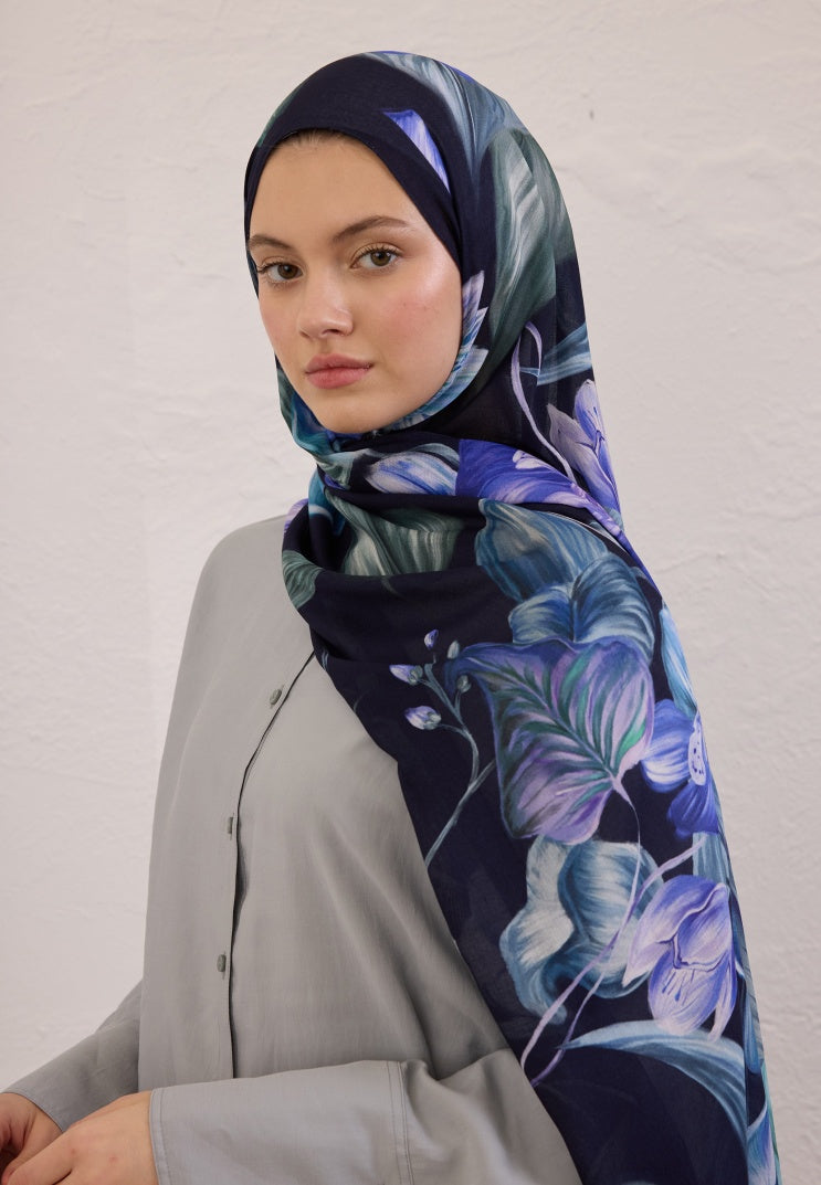 ELEGANT FLOWER PATTERN RAMI HIJAB NAVY BLUE