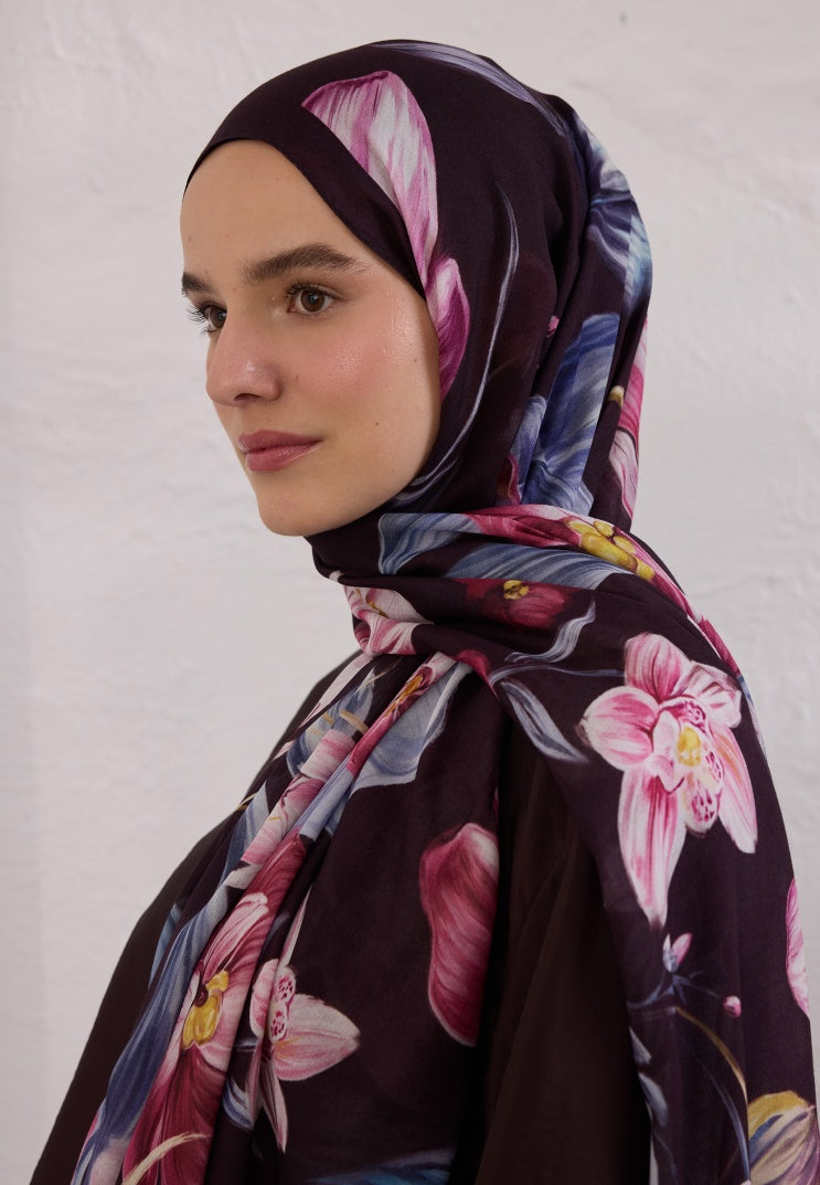 ELEGANT FLOWER PATTERNED RAMI HIJAB DAMSON