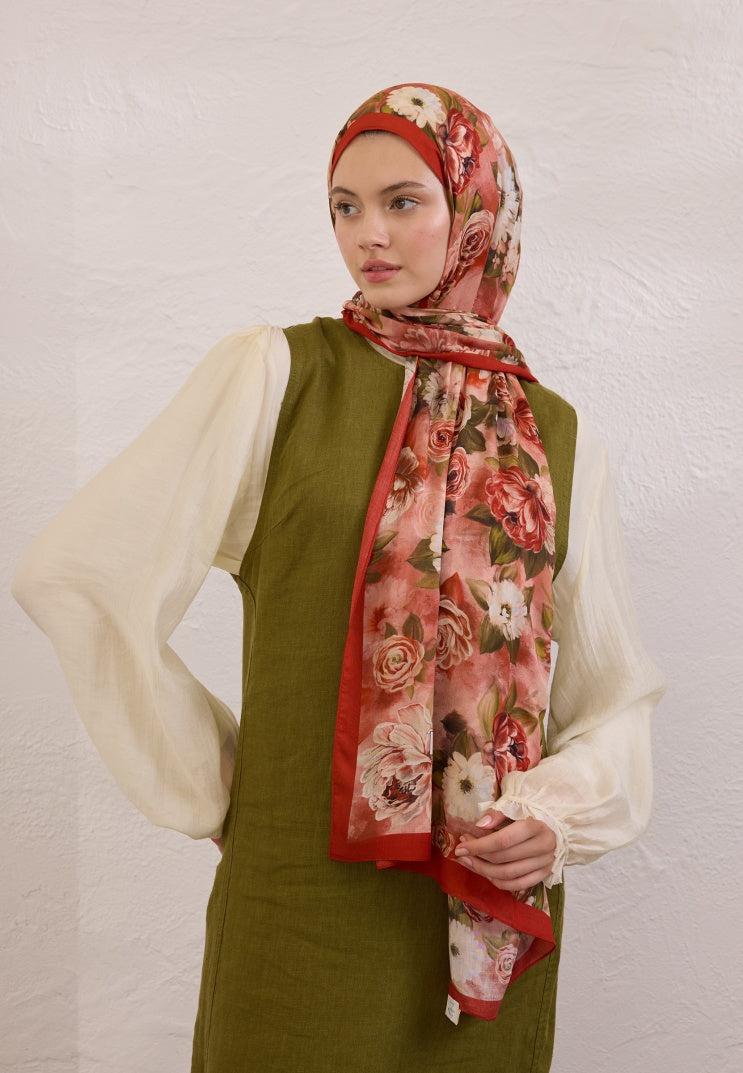 MAGNOLIA PATTERN RAMI HIJAB RED