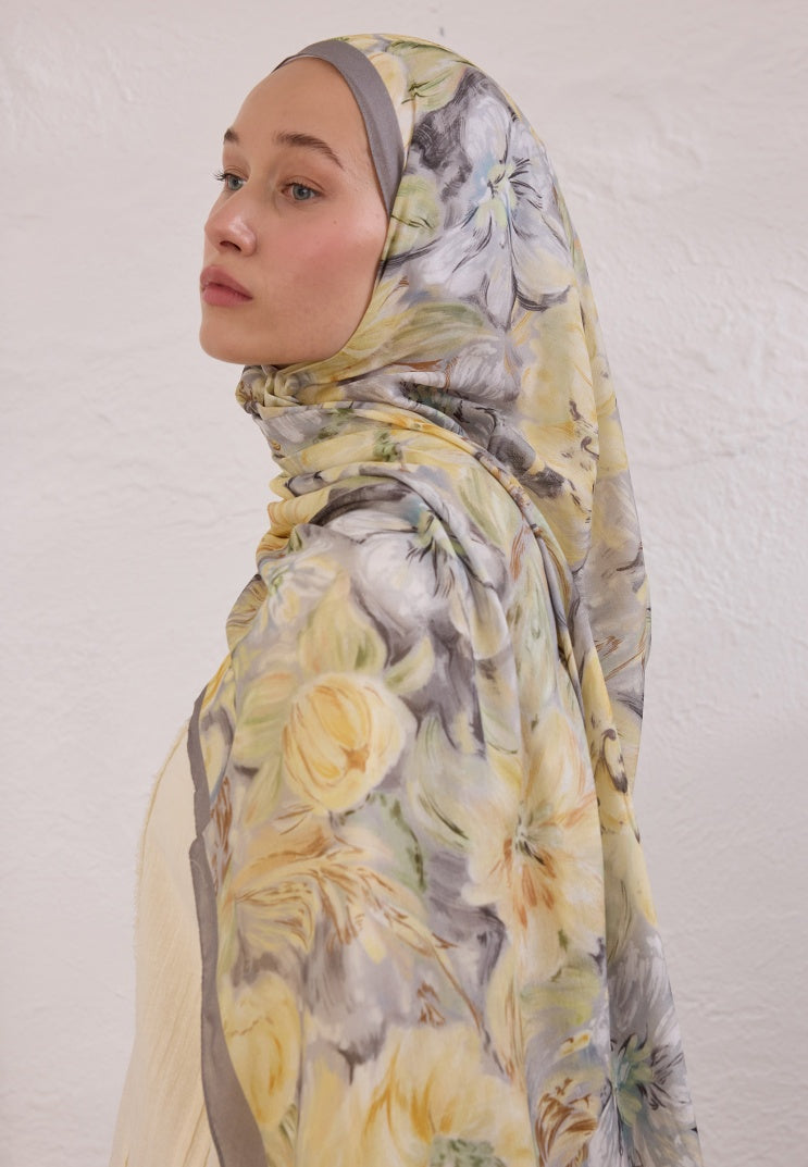 PURE FLORA PATTERNED RAMI HIJAB SMOKED
