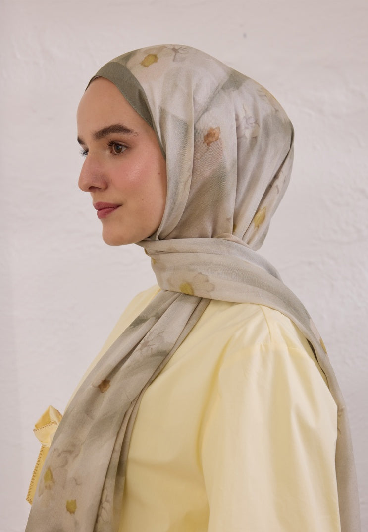 SOFT DAISY PATTERN RAMI HIJAB SOFT GREEN
