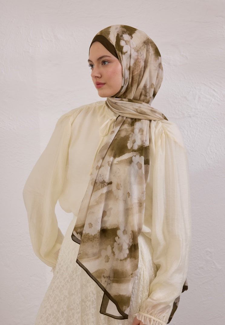 SOFT DAISY PATTERN RAMI HIJAB MINK