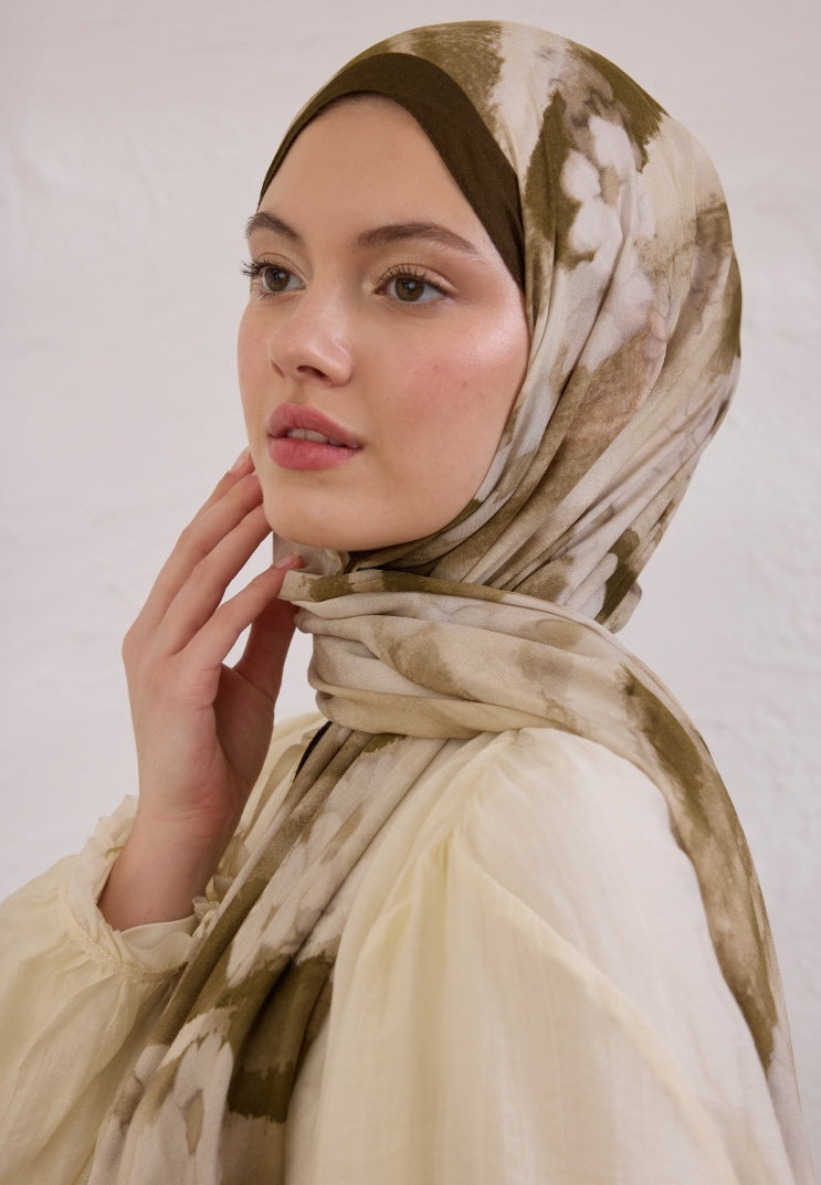 SOFT DAISY PATTERN RAMI HIJAB MINK