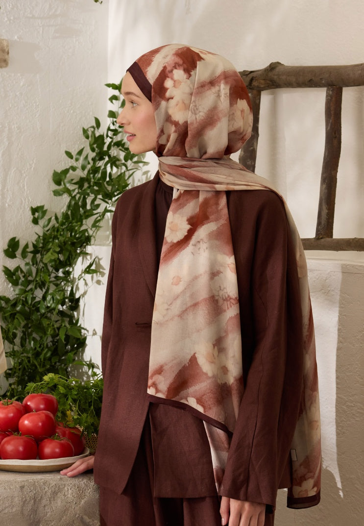 SOFT DAISY PATTERN RAMI HIJAB TREE BARK
