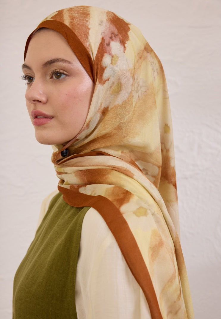 SOFT DAISY PATTERN RAMI HIJAB TILE