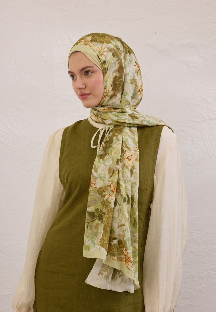 SUMMER BLOOM PATTERNED RAMI HIJAB ALMOND GREEN
