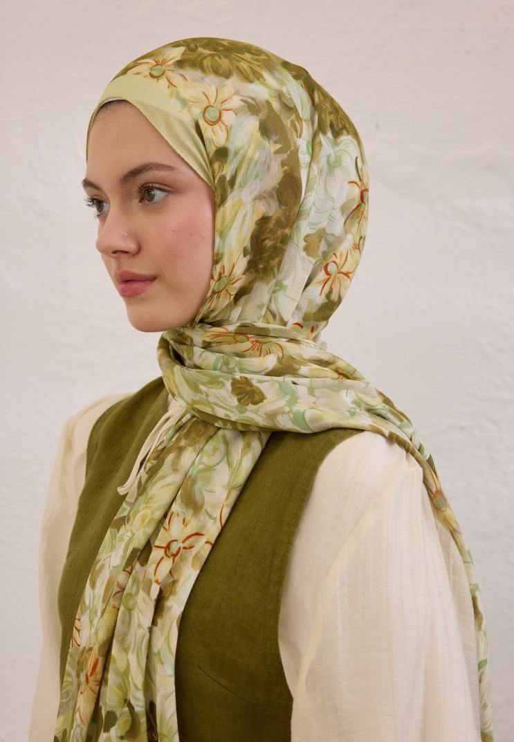 SUMMER BLOOM PATTERNED RAMI HIJAB ALMOND GREEN