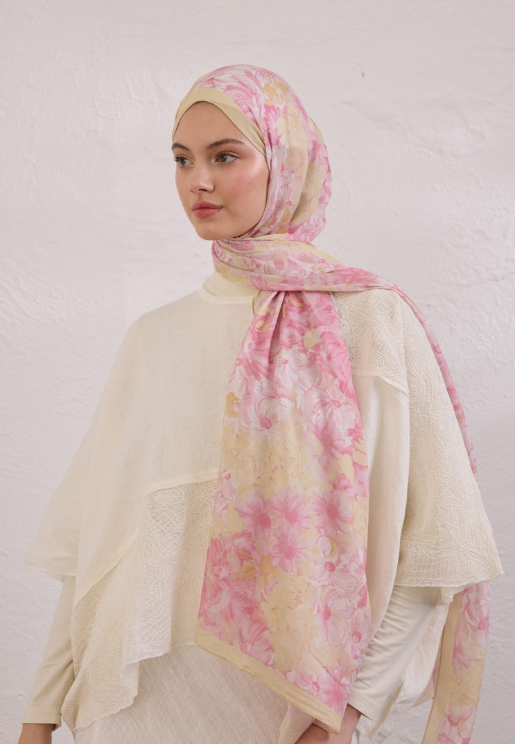 SUMMER BLOOM PATTERNED RAMI HIJAB SOFT PINK