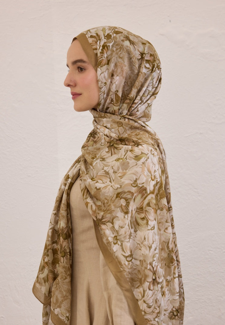 SUMMER BLOOM PATTERN RAMI HIJAB MINK